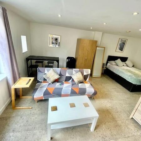 Cambridge City Centre Studio, Sleeps 3 Ngoại thất bức ảnh
