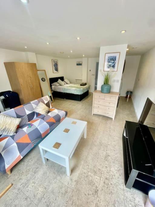 Cambridge City Centre Studio, Sleeps 3 Ngoại thất bức ảnh