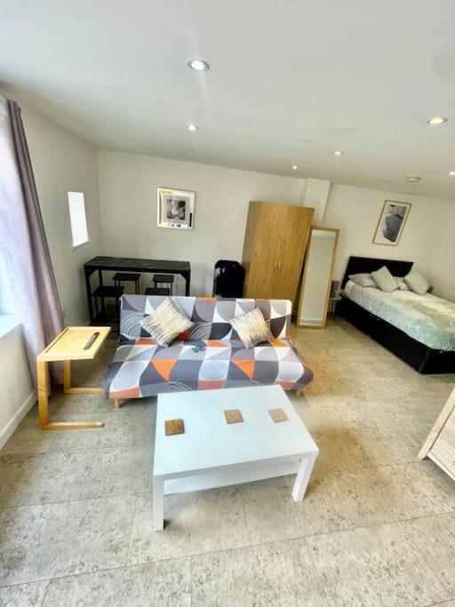 Cambridge City Centre Studio, Sleeps 3 Ngoại thất bức ảnh